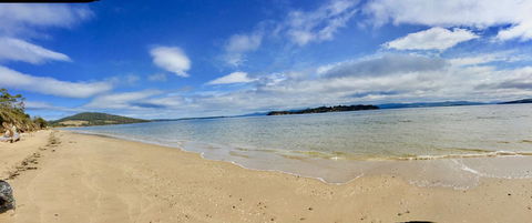 Manfield Seaside Bruny Island - Dentist Find 24