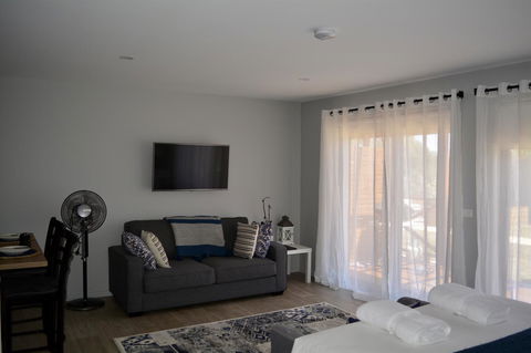 Harrison Grove - Dentists Australia 25