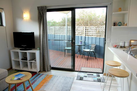 Kingston Beach-House Retreat - Dentist Find 2