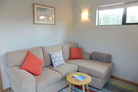 Kingston Beach-House Retreat - Dentist Find 11