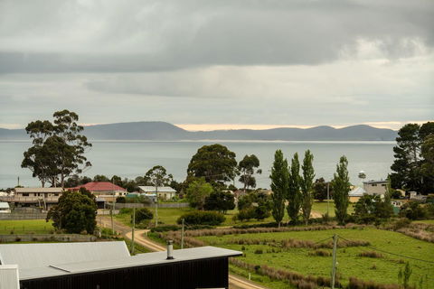 Adventure Bay Retreat Bruny Island - Dentist Find 44