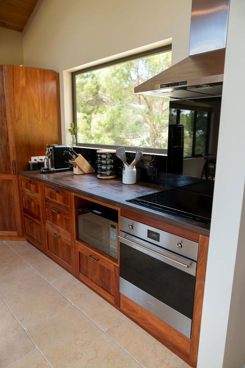 Adventure Bay Retreat Bruny Island - Dentist Find 20