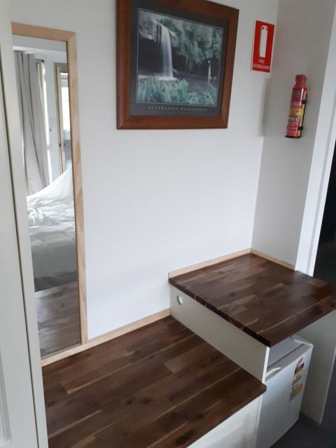 Robin's Nest B&B - Dentist Find 33