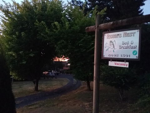 Robin's Nest B&B - Dentist Find 3