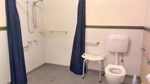The Crays Accommodation - Dentists Australia 8