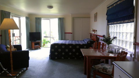 The Crays Accommodation - Dentists Australia 31