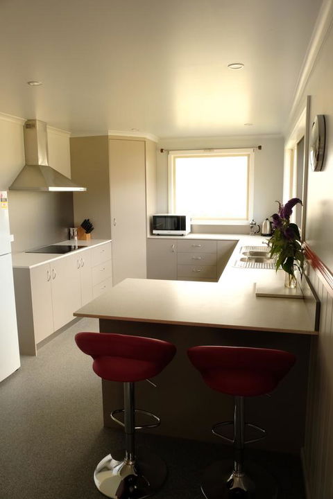 The Crays Accommodation - Dentists Australia 17