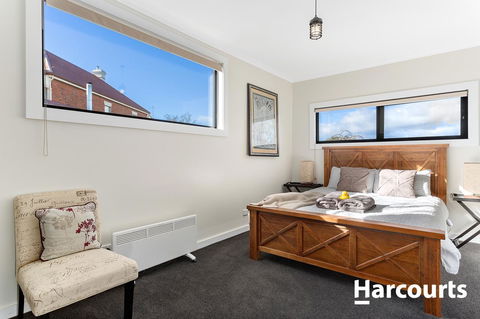 The WeareHouse In Deloraine - Dentist Find 20