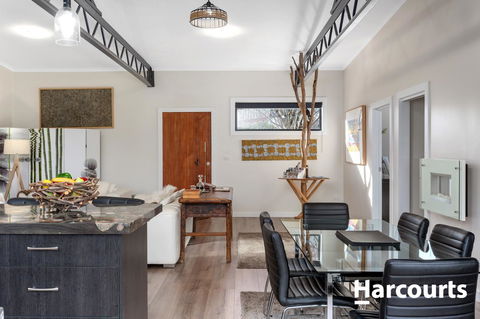 The WeareHouse In Deloraine - Dentist Find 8
