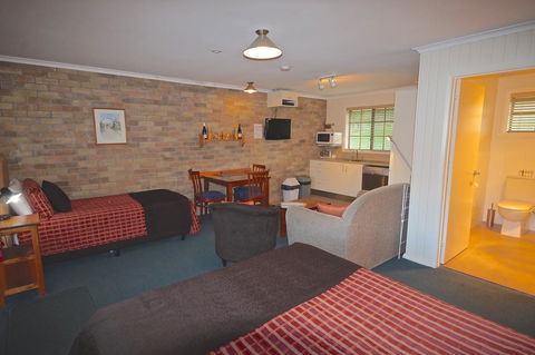 Port Arthur Villas - Dentist Find 19