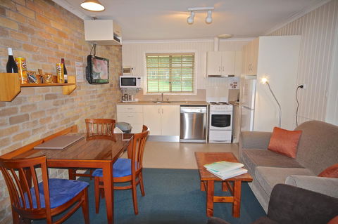Port Arthur Villas - Dentist Find 20