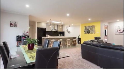 Euphoria House - Dentist Find 12