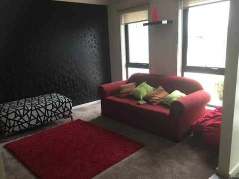 Euphoria House - Dentist Find 1