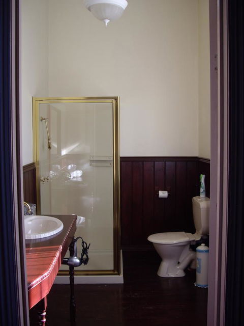 Lucinda B&B - Dentist Find 8