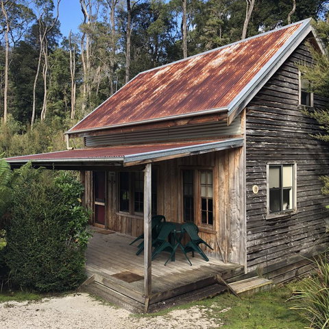 Corinna Wilderness Experience - Dentist Find 25