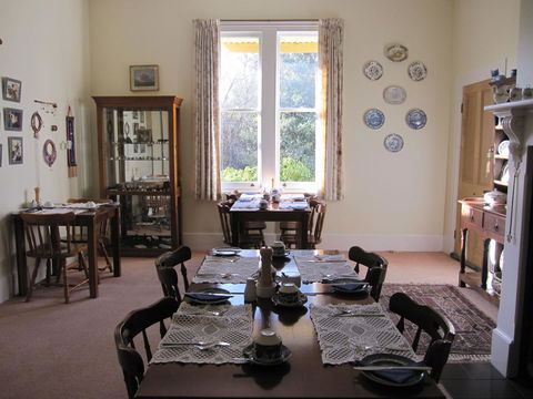 Cambridge House Bed & Breakfast - Dentist Find 13