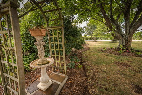 Glencoe Country Bed And Breakfast - Dentist Search 31