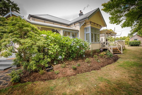 Glencoe Country Bed And Breakfast - Dentist Search 24