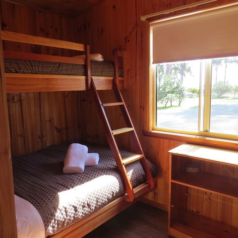 Captain Cook Holiday Park - Dentist Find 44