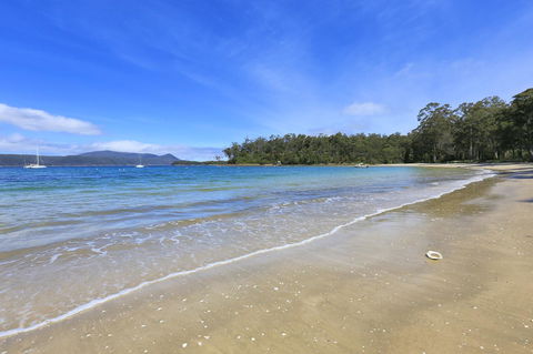 Stewarts Bay Lodge - Dentist Find 13