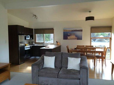 Stewarts Bay Lodge - Dentist Find 35