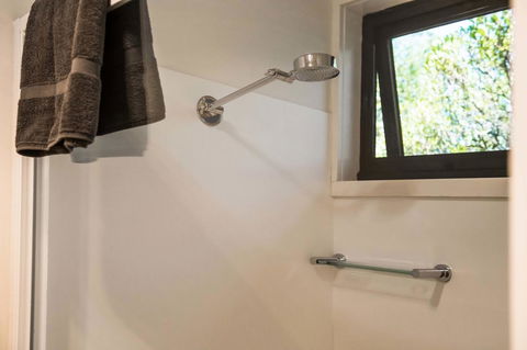 Cradle Mountain Wilderness Village - Dentist Search 23