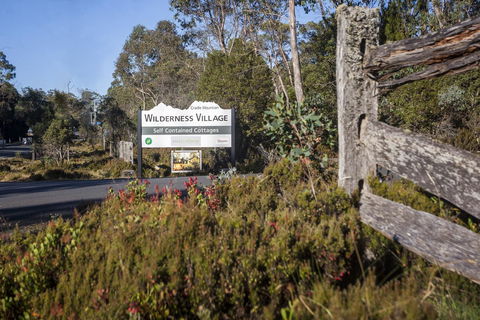Cradle Mountain Wilderness Village - Dentist Search 42