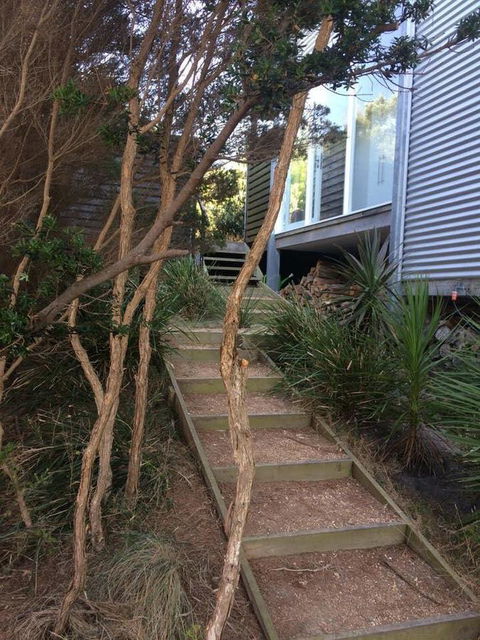 Holland House Bay Of Fires - Dentists Australia 6