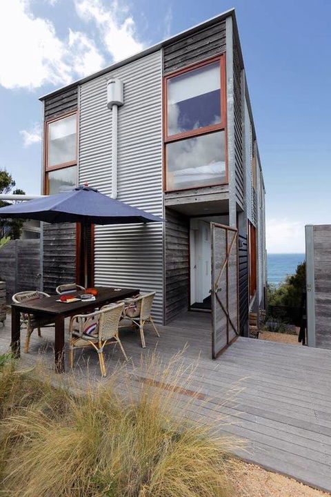 Holland House Bay Of Fires - Dentists Australia 13