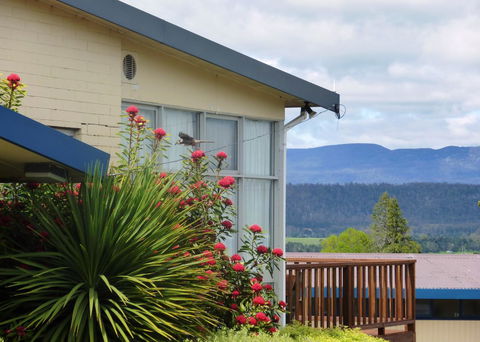 Mountain View Country Inn - Dentist Find 30