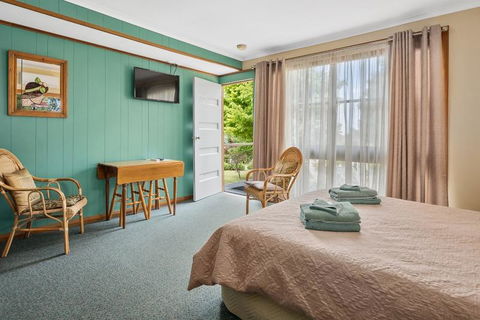 Green Views - Dentists Australia 5
