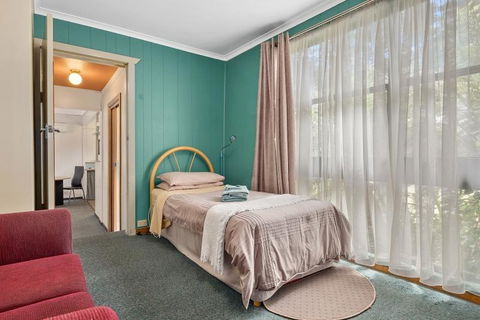 Green Views - Dentists Australia 3