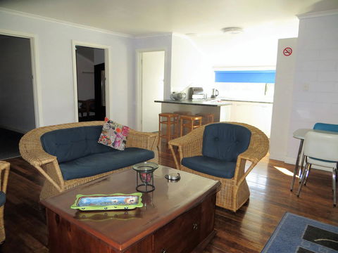 Orford Prosser Holiday Units - Dentists Australia 20