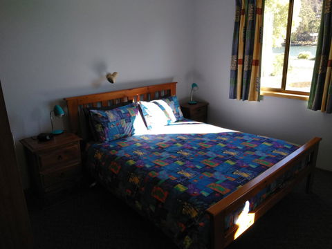 Orford Prosser Holiday Units - Dentists Australia 15