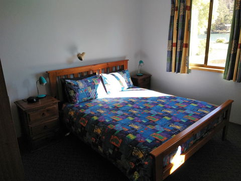 Orford Prosser Holiday Units - Dentists Australia 17
