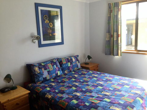 Orford Prosser Holiday Units - Dentists Australia 19