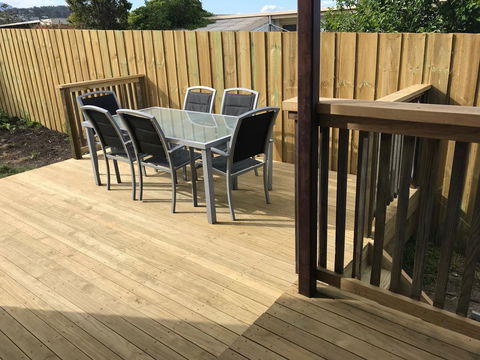 Self Contained Beach View Apartment - Dentist Find 18