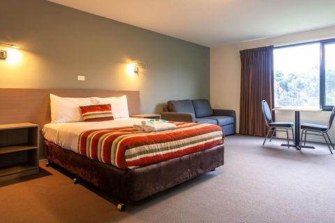 Kingston Hotel - Dentist Find 0