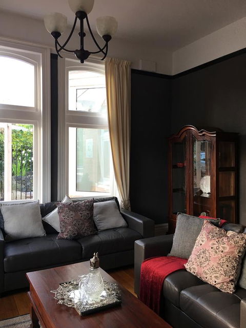 Cygnet Old Bank - Dentist Find 42