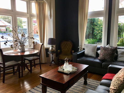 Cygnet Old Bank - Dentist Find 39