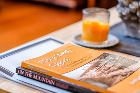 Cygnet Old Bank - Dentist Find 26