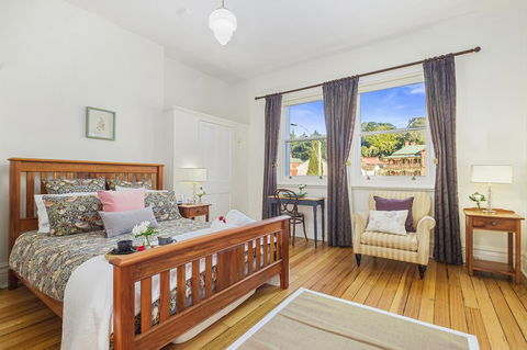 Cygnet Old Bank - Dentist Find 7