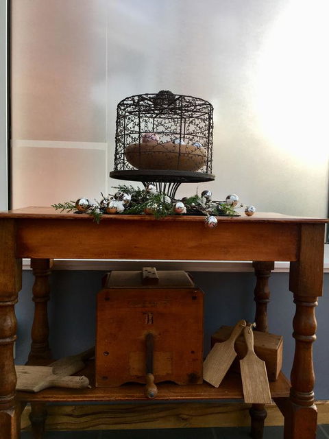 Cygnet Old Bank - Dentist Find 43