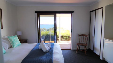 DOLPHIN LOOKOUT COTTAGE - Amazing Views Of The Bay Of Fires - Dentist Find 13