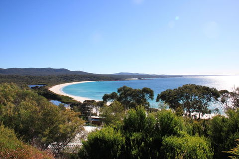DOLPHIN LOOKOUT COTTAGE - Amazing Views Of The Bay Of Fires - Dentist Find 9
