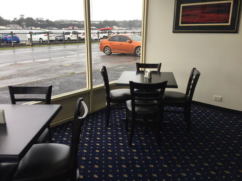 Regatta Point Tavern & Holiday Villas - Dentists Australia 23