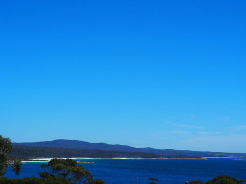 GRANITE BEACH HOUSE @ Bay Of Fires - Dentists Australia 12