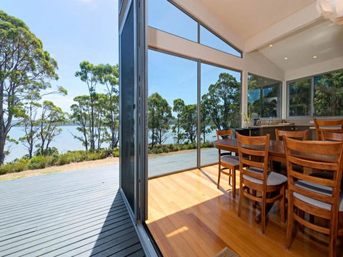 Cloudy Bay Lagoon Estate - Dentist Find 9