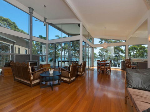 Cloudy Bay Lagoon Estate - Dentist Find 4