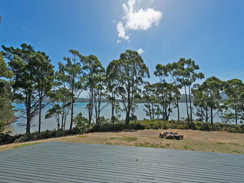 Cloudy Bay Lagoon Estate - Dentist Find 16